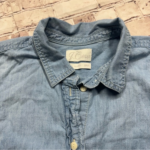 J. Crew Sz 10 classic fit chambray button down shirt - Picture 6 of 12